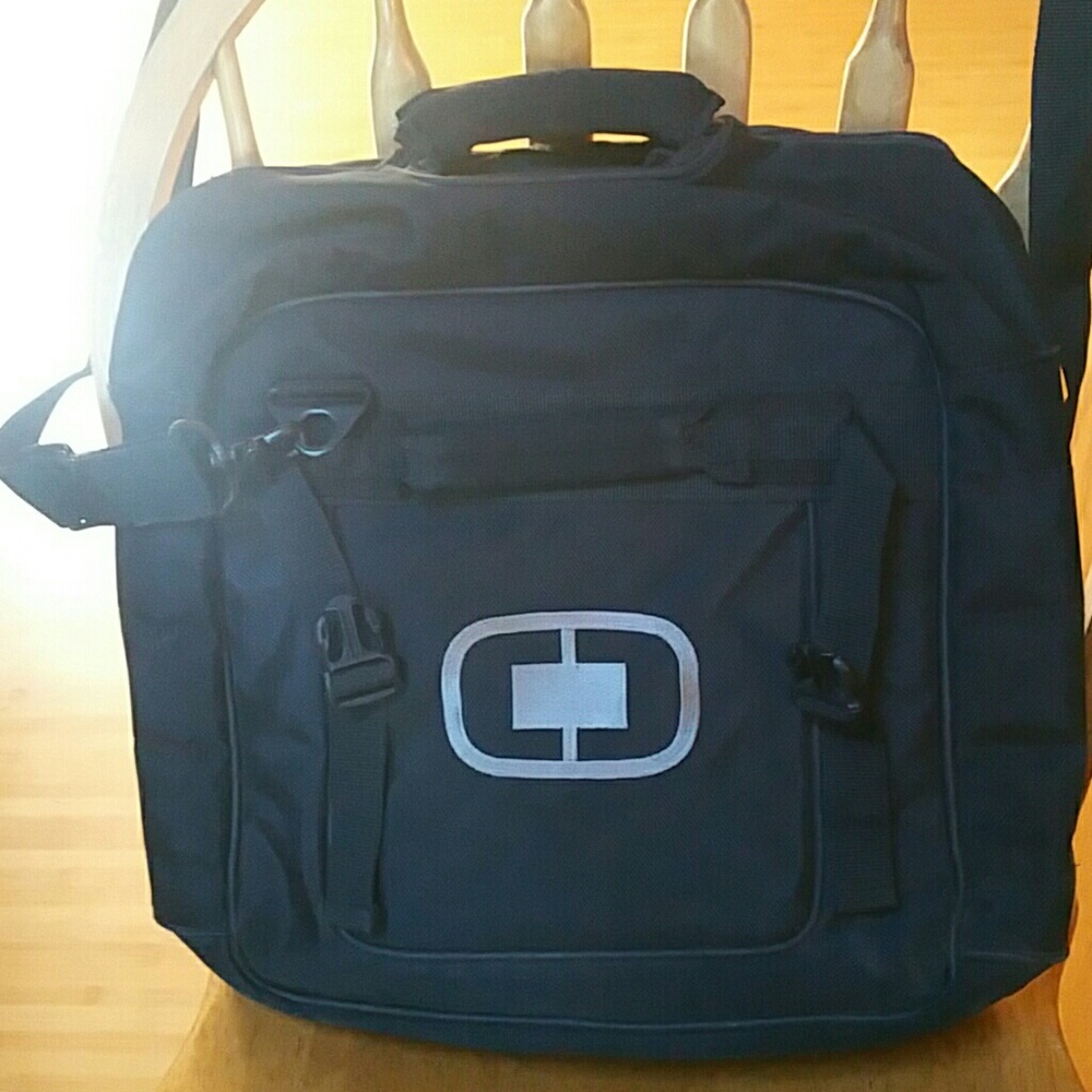 Ogio Smart Scan Computer And Messenger Bag - image 2